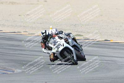 media/Oct-05-2025-CVMA (Sun) [[beeef4f201]]/Race 10-Formula Lightweight Twins Shootout/